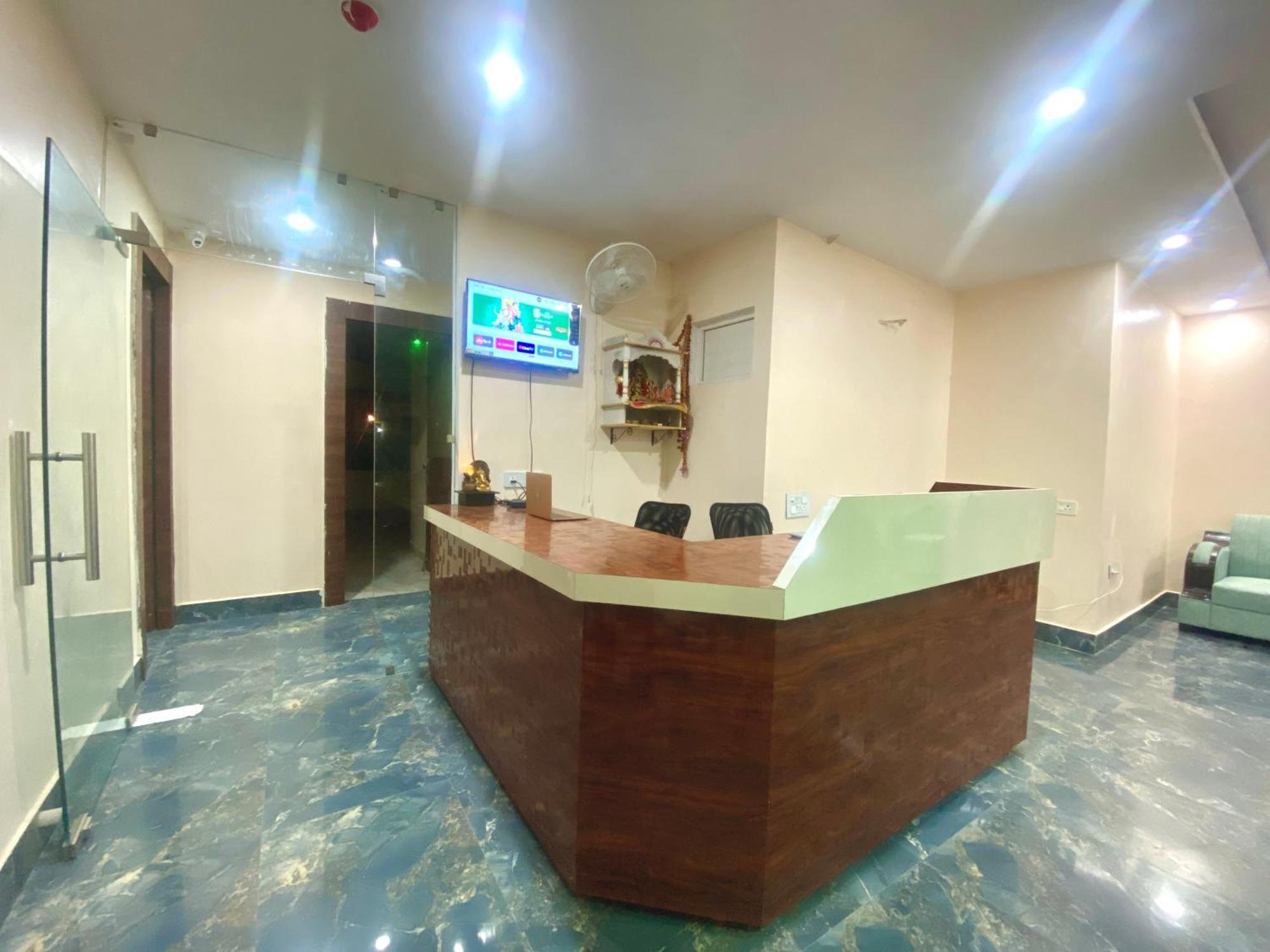 Ramalayam Inn Ayodhya Екстериор снимка